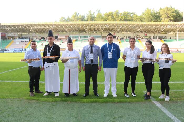 Güler'den ikram teşekkürü